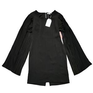 NWT Ivy City Co Cape Dress Black Size Medium